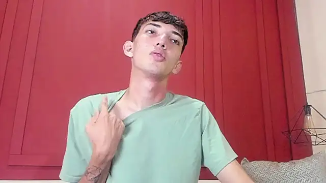 הופעת וובקאם של MichaelVasquex