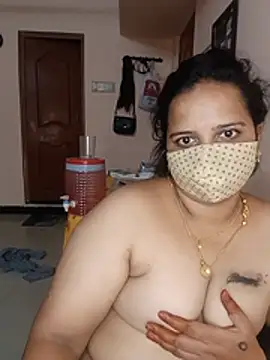 pirainilla's Webcam Show