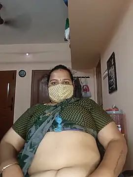 pirainilla's Webcam Show