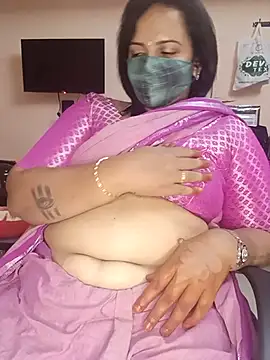pirainilla's Webcam Show