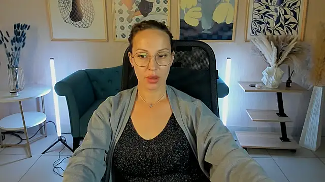Charlotte_Hudson Chat XXX live