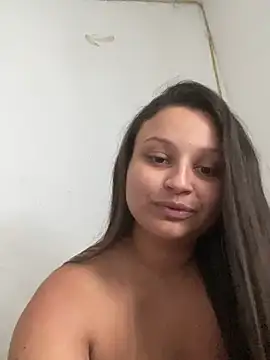 julia_moreira's Live XXX Chat