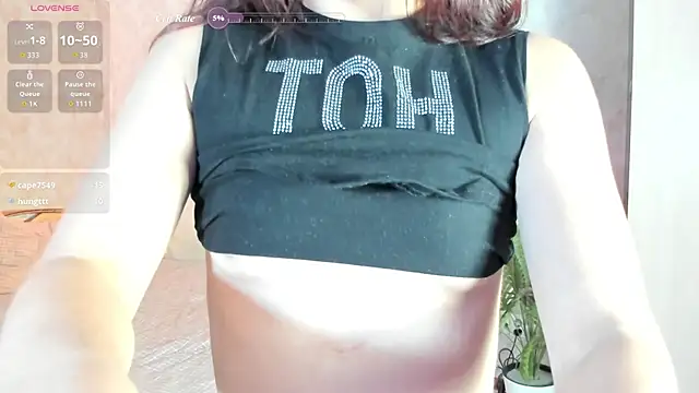 Chat +18 de Tiny_Sparkling ao vivo