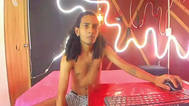 EsbenChormak – webcam-show