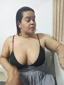 ASIAKIT Chat XXX in diretta
