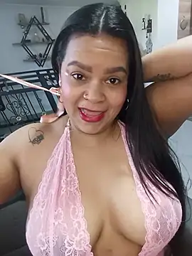 ASIAKIT's Live XXX Chat