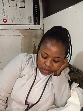 Chat +18 de NosieB ao vivo