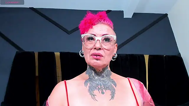 دردشة mistress_sandy الجنسية المباشرة