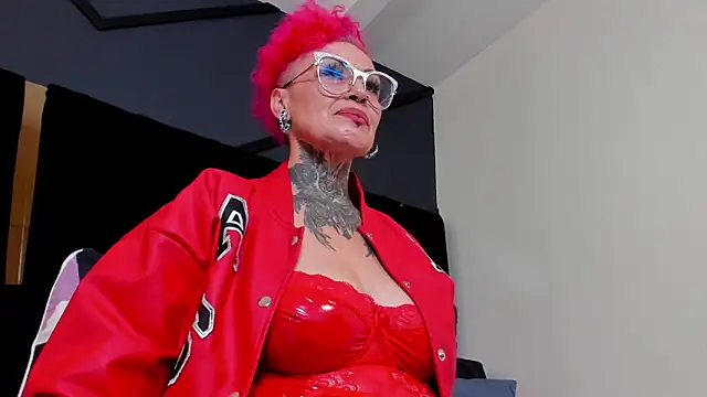 Pokazy przed kamerką – mistress_sandy