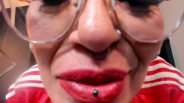 Chatroom XXX en direct de mistress_sandy