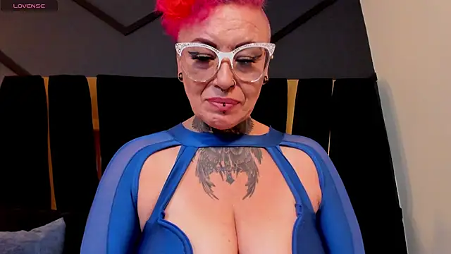 Онлайн чат XXX mistress_sandy