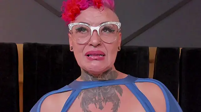 Pokazy przed kamerką – mistress_sandy