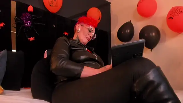 mistress_sandy's Webcam Show
