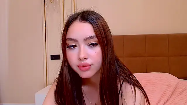 maddie_perezz Adlı Modelin Canlı XXX Sohbeti