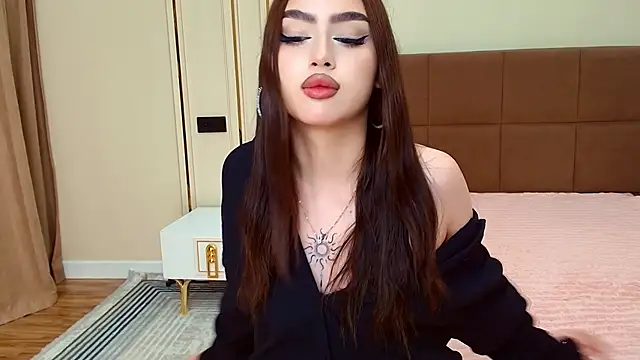 maddie_perezz Adlı Modelin Canlı XXX Sohbeti