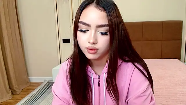 maddie_perezz: онлайн-секс-чат