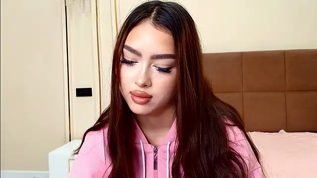 maddie_perezz 即時 XXX 聊天