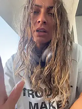 AnneGoddesss' Live XXX Chat