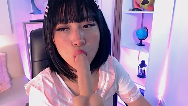 Chatroom XXX en direct de mieruco_chan