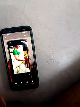 Show Webcam de pondicherrypaiyan