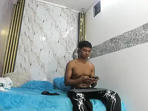 lonjitas_twink_hotのウェブカメラショー