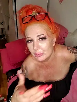 AshleyGinger__'s Live XXX Chat