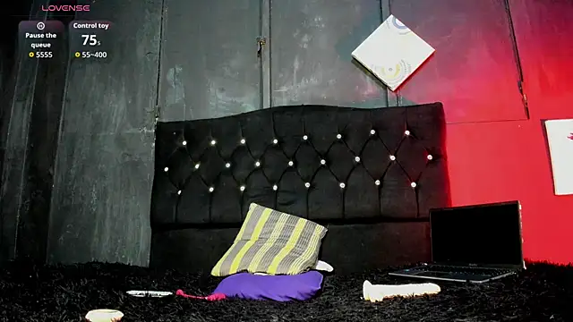 Živá chatovací místnost sarah__giada
