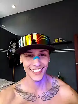 maxwell_crazy1 Show Webcam