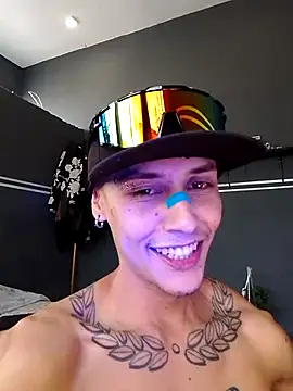 maxwell_crazy1 Webcamshow