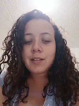 amaia_15 Adlı Modelin Canlı Sohbet Odası