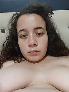 amaia_15 现场XXX聊天