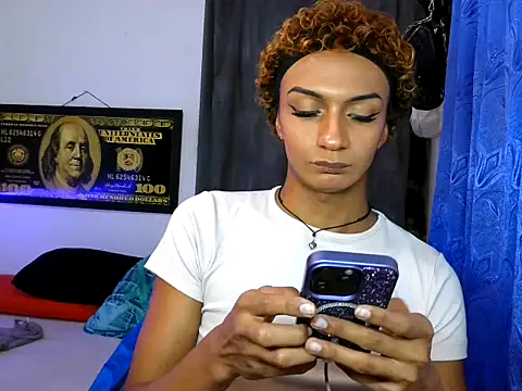 Alexxasexy Show in webcam
