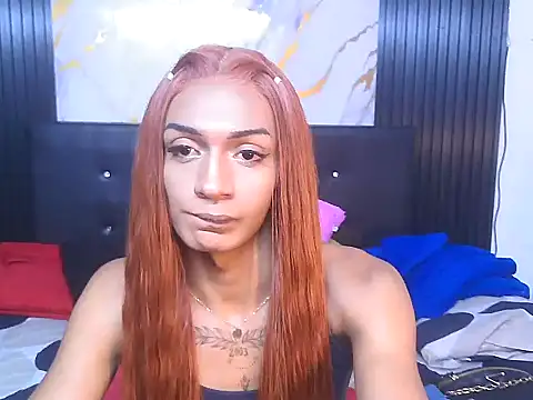 Alexxasexy: вебкам-шоу