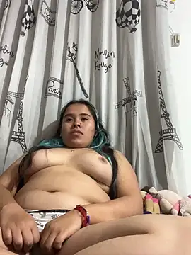 TuGatitaMiau075's Webcam Show