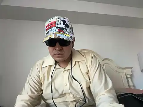 Paulitoeldeltijereo Webcam show