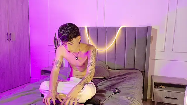 Zeyn_smith Webcam Show