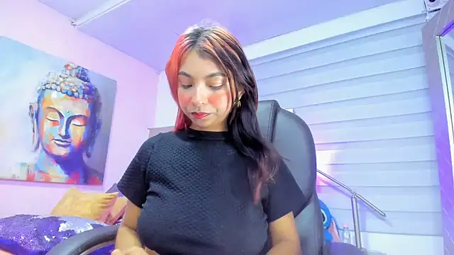 marilyn_luna Adlı Modelin Canlı XXX Sohbeti