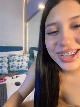 CristalCollins_'s Live XXX Chat