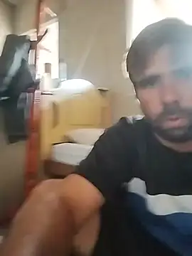 Rodrigo123hjsbdnd's Webcam Show