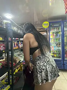 Miel_rousse: διαδικτυακό σόου στην κάμερα