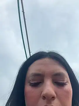 Miel_rousse élő XXX-chatje