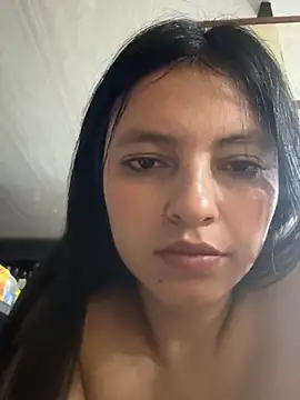 Chat XXX en directo de Miel_rousse