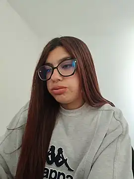 Chatroom XXX en direct de cutetemari