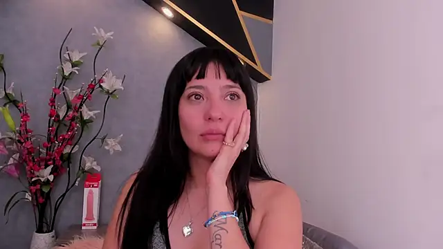 CattsyCatt's Webcam Show