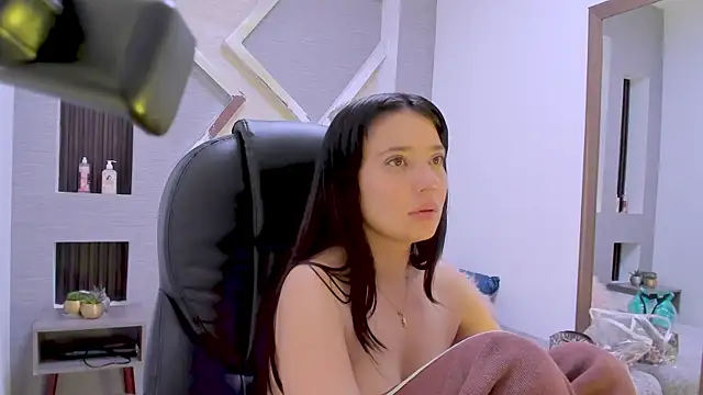 Chat XXX en directo de CattsyCatt