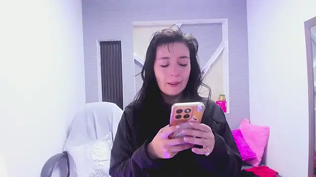 Chat +18 de CattsyCatt ao vivo