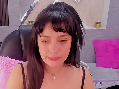 CattsyCatt's Live XXX Chat