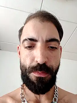 MorenodickStrong Show in webcam
