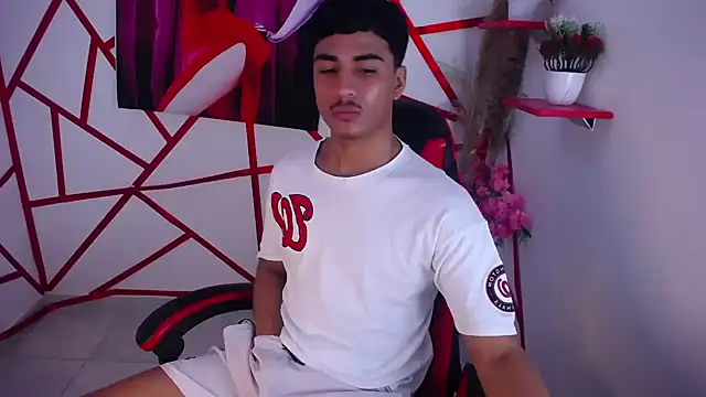 הופעת וובקאם של oliver-parker