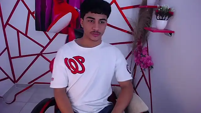 oliver-parker Adlı Modelin Web Kamerası Şovu